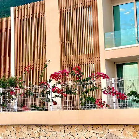 Olive Garden Apartman Himara